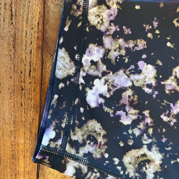 NWT Title Nine Mad Dash 10" Short Napili/Poipu Print Reversible / Medium - Picture 7 of 10